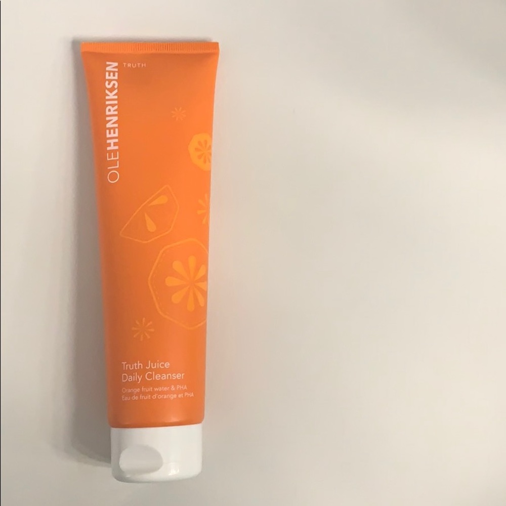 Ole Henriksen Truth Juice Daily Cleanser